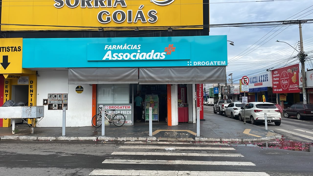 Fachada da Farmácias Associadas Drogatem em Aparecida de Goiânia